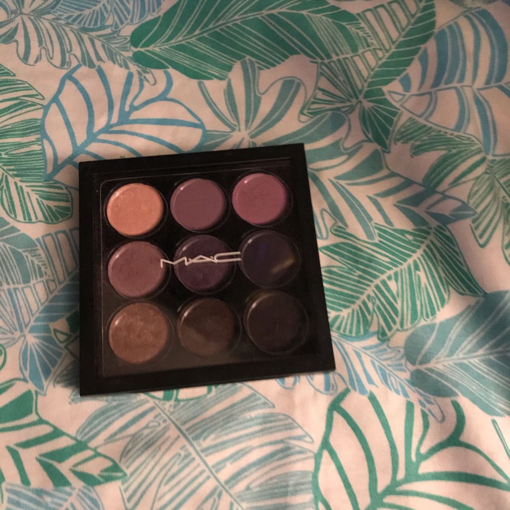 Mac eyeshadow x 9